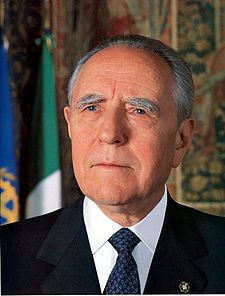 il 10° Presidente della Repubblica Italia Carlo Azegli Ciampi, presidente durante i fatti di Genova
