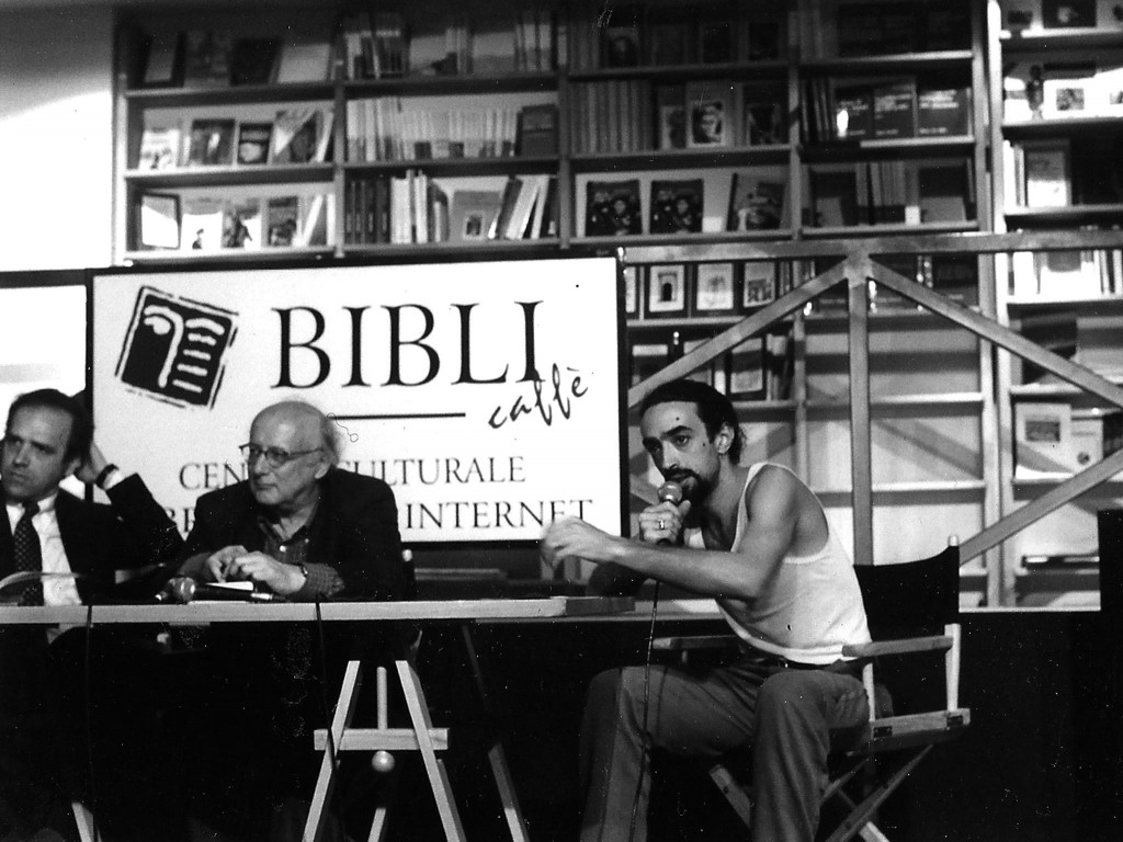 1999 presentazione della Rivista quadrimestrale inchiostri nella libreria Bibli - in fotografia 